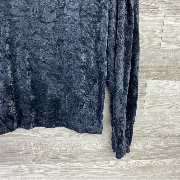 NWT We the free Milan Velour Layring Pull over Top - Picture 4 of 7